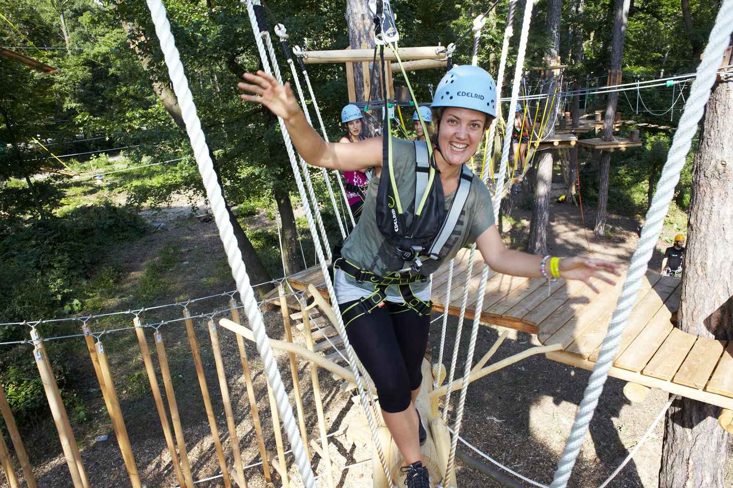 Kahlenberg Vienna: Forest Rope Park Entry Ticket & Equipment