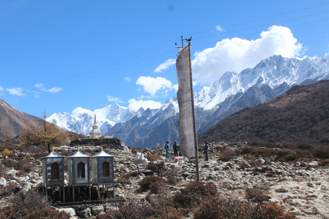 Un Trekking de 10 Días a Langtang: Naturaleza, Cultura y Aventura