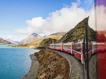 Von Mailand aus: St. Moritz und Panoramatour mit dem Bernina Express