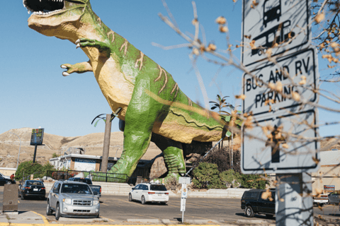 1 Day Drumheller Tour: Calgary to Hoodoos Dinosaurs Badlands 1 Day Private Customizable Drumheller Tour: Calgary Badlands