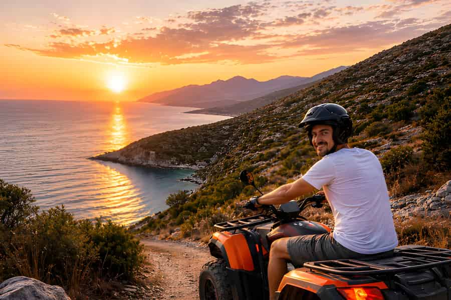 Exploration | Quad-Tour in Himara zwischen Küstenpanoramen und Offroad-Strecken. Foto: GetYourGuide Exploration | Quad-Tour in Himara zwischen Küstenpanoramen und Offroad-Strecken. Foto: GetYourGuide