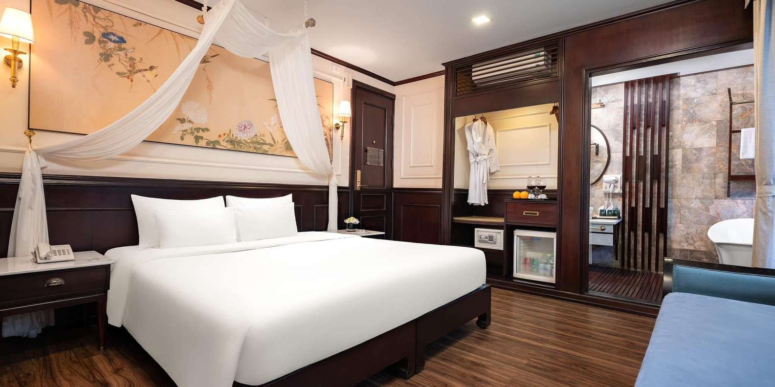 Halong Bay cruise — photo 79