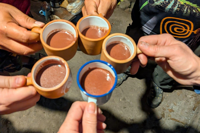 Cusco: 2-Day Coffee & Cacao Farm Stay Experience