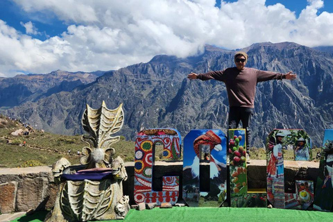 Arequipa: Colca Canyon Tour with Breakfast & Lunch