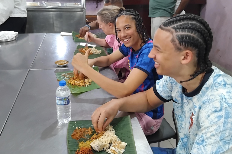 Colombo Foods Tour by Tuk Tuk ( Food chargers included )