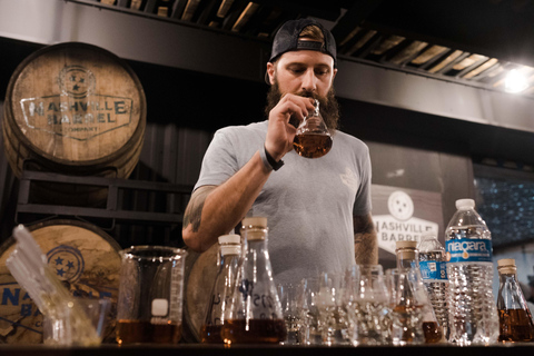 Nashville: Whiskey Blending Experience with Bottle