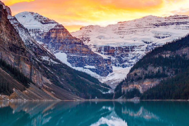 Da Canmore/Banff: Moraine Lake all&#039;alba e Lake LouiseDa Canmore/Banff: Alba sul lago Moraine e sul lago Louise