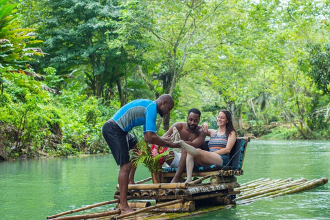 Montego Bay et Negril : Rafting en bambou et équitation sur la rivière Lethe