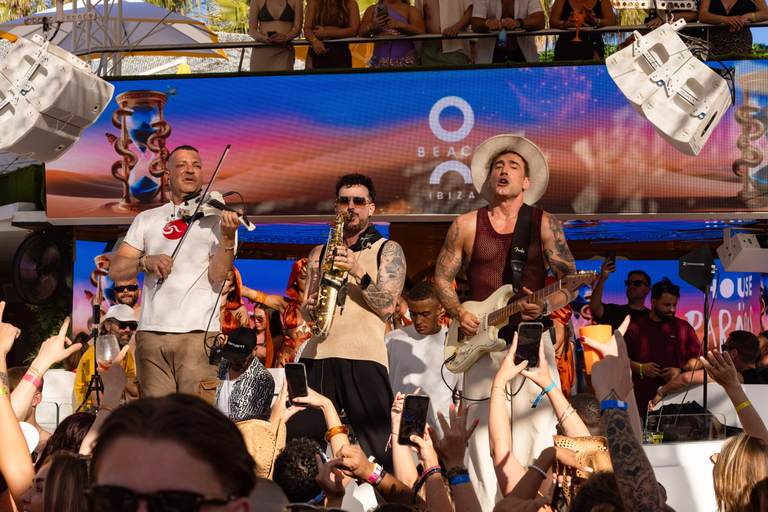 Ibiza Double Pool Party: Brunch, Bottomless Drinks & O Beach Ibiza Double Pool Party: Brunch, Bottomless Drinks & O Beach