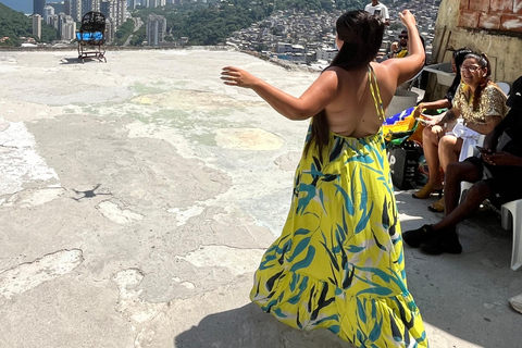 Rio de Janeiro: Rocinha Favela Drone Video