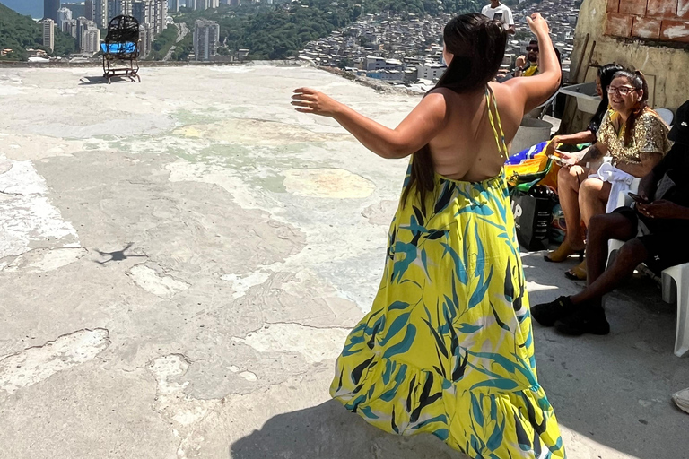 Rio de Janeiro: Rocinha Favela Drone Video