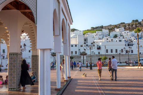 Z Tangeru: Chefchaouen, Asilah i Tetouan TourSmak północy Maroka: 2 dni z Tangeru