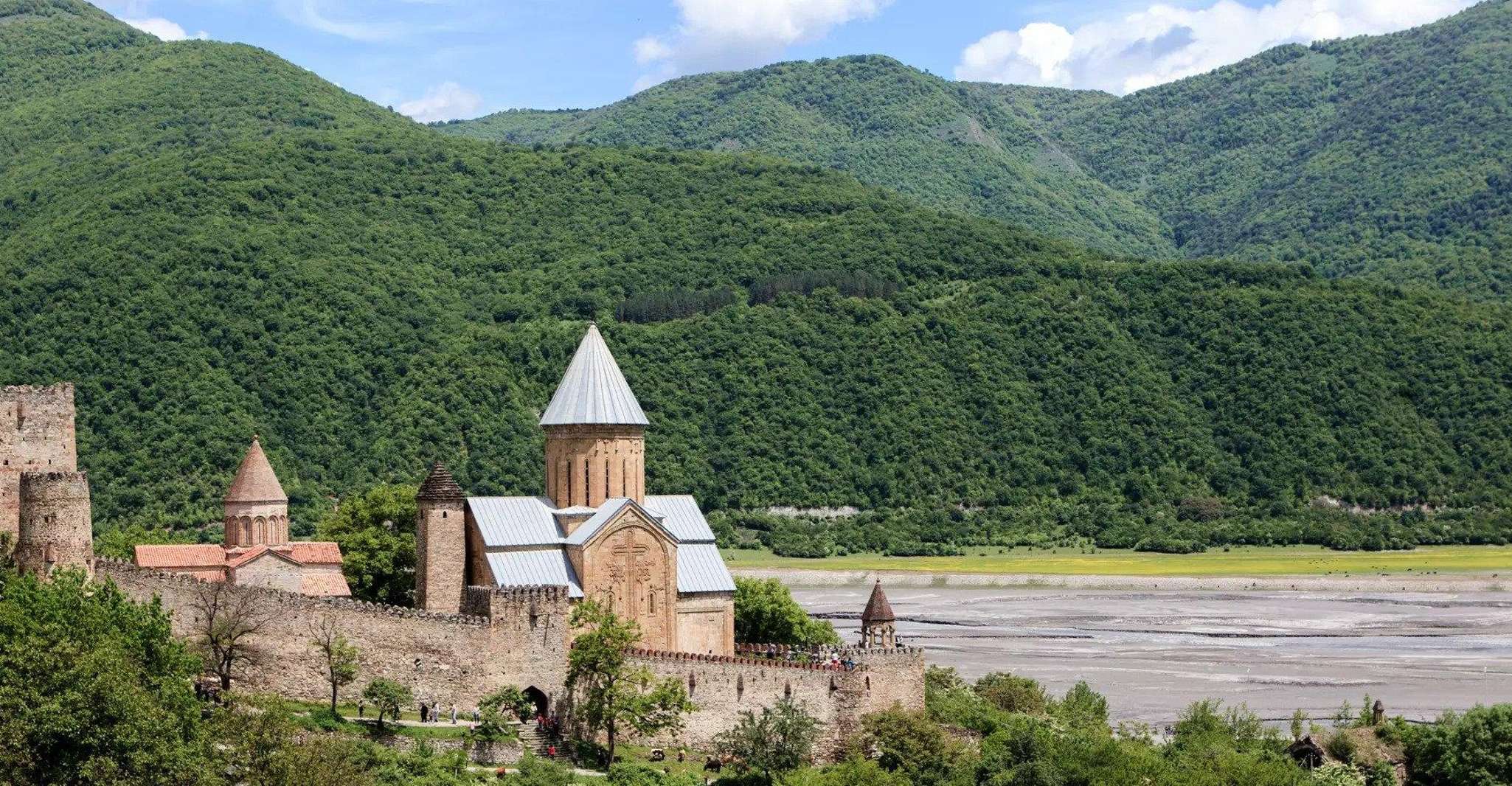 From T'bilisi, Kazbegi, Gudauri, and Ananuri Guided Day Trip - Housity