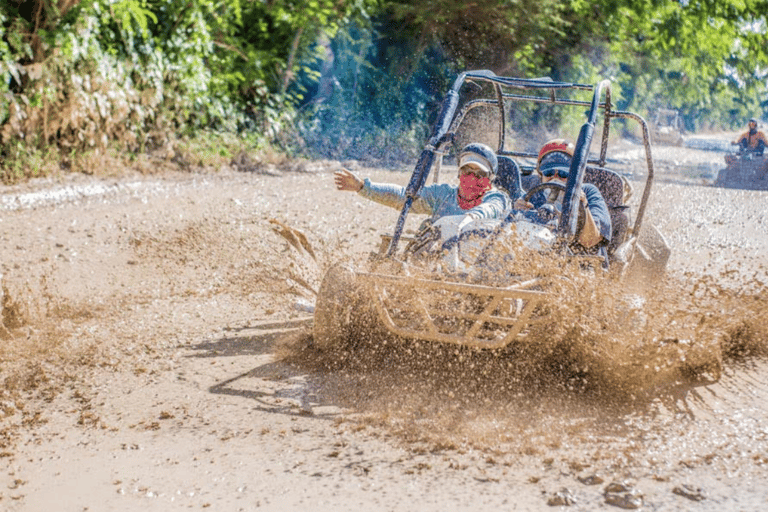 Punta Cana: Dune Buggy-tur Strand och CenoteUtforska buggy-tur på natten