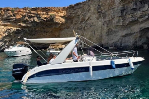Malte : Croisière touristique privée avec arrêts baignadeLocation de bateau privé 2 heures