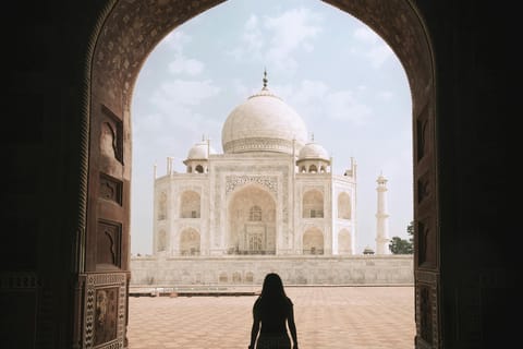 From Delhi: Taj Mahal Sunrise, Agra Fort & Akbar’s Tomb Tour