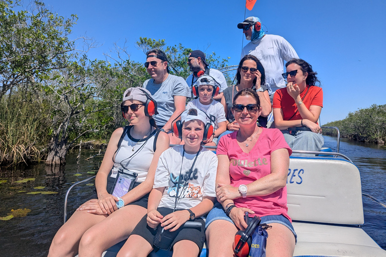 Everglades airboat excursion with a French-speaking live guide Everglades airboat excursion with a French-speaking guide