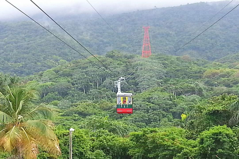 Private: City Tour with Lunch, Rum, and Chocolate