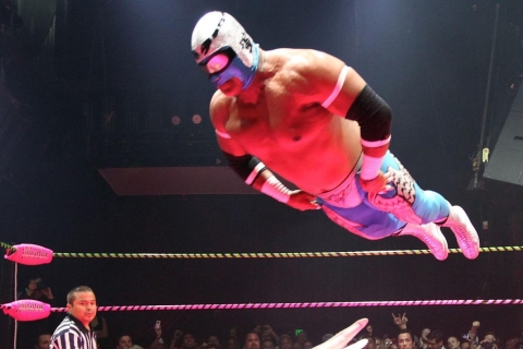 Mexico City: Lucha Libre Show with Tacos, Beer, and Mezcal Arena Coliseo — Saturdays