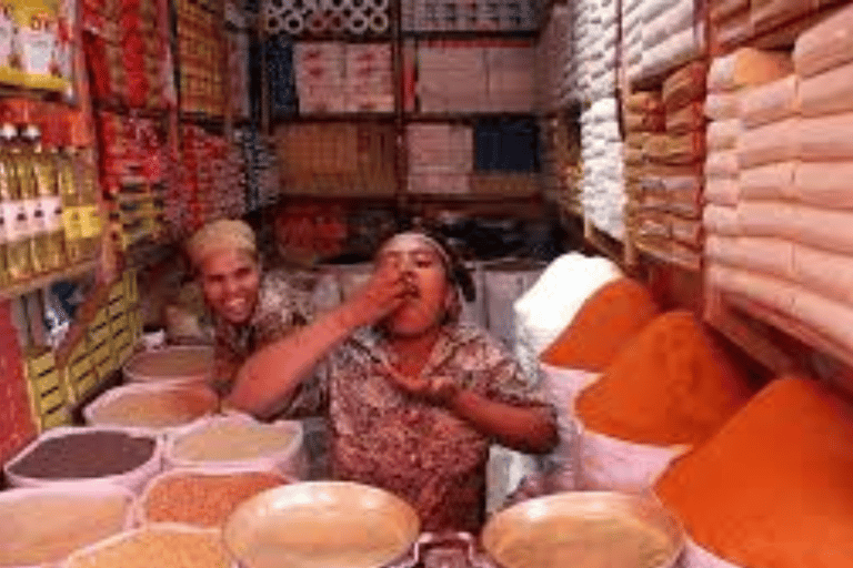 4-Hour Addis Ababa City Tour: Ethnological Museum & Merkato