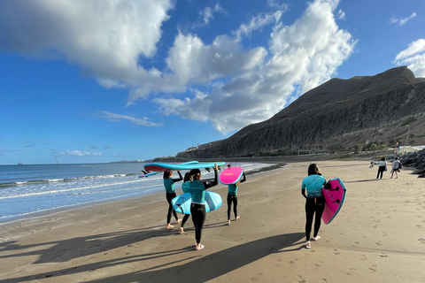 Las Palmas de Gran Canaria: Surfing lessons at La Laja beach