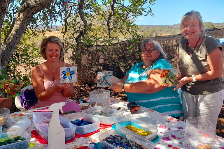 Taller de artesanía de mosaico vidrio sobre vidrio cerca de lagos