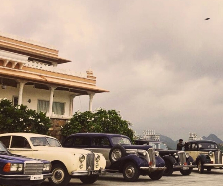 Experience Luxury: Private Museum+Skywalk+Vintage Car Ride