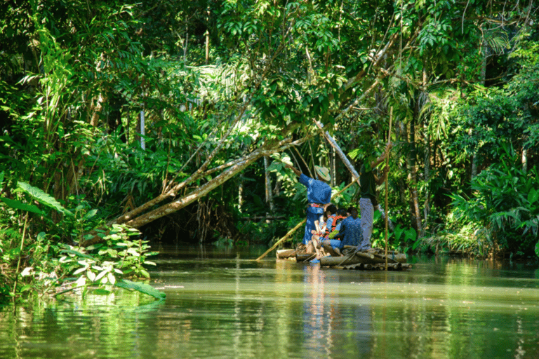 Rafting de bambu com traslados do hotel