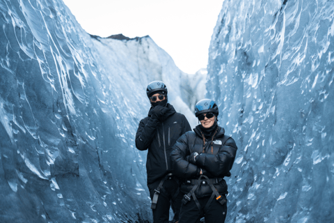 ريكيافيك: الساحل الجنوبي ورحلة المشي لمسافات طويلة عبر نهر سولهايماجوكول الجليدي