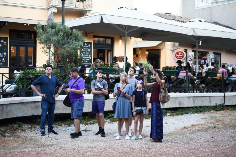 Athene: hoogtepunten avondwandeling en Meze-dinerAthene: privéavondwandeling en diner met meze