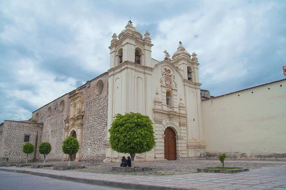 Ayacucho Templos Coloniales Retablos y Arquitectura GetYourGuide