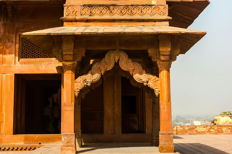 Z Jaipuru: Taj Mahal, Agra Fort i Fatehpur Sikri TourZ Jaipur:- Samochód, przewodnik, kierowca, bilety wstępu i lunch