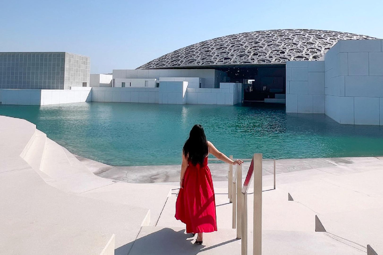 阿布扎比大清真寺与扎耶德国家博物馆之旅从阿布扎比出发：大清真寺和扎耶德博物馆导览游