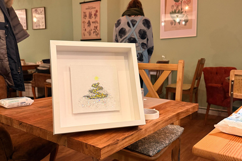 Frankfurt | Gold-textured art on canvas, framed with wine & music Frankfurt | Structural Art with Gold on Canvas, framed with Wine & Music