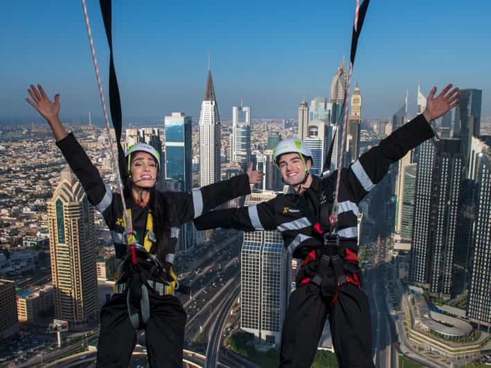 Dubaï L'observatoire Sky Views et l'expérience Edge Walk GetYourGuide