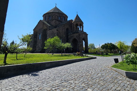 Yerevan: Private Khor Virap and Etchmiadzin Day Trip