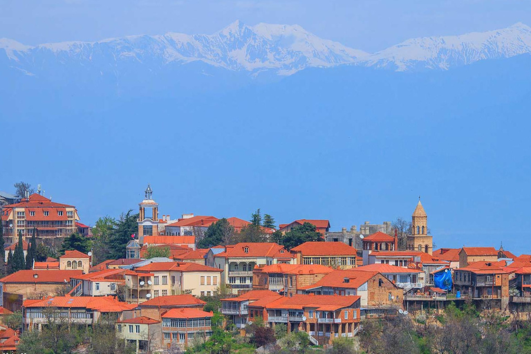 Tbilisi: Kakheti Wine, Bread, & Sighnaghi Day Trip