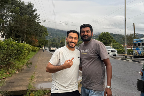From Kandy: Pinnawala Elephant Orphanage Tuk-Tuk Day Tour