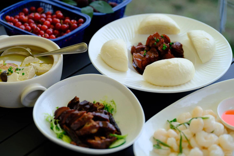 Hangzhou: Hike from Longjing Tea Village to Nine Creeks Group Tour