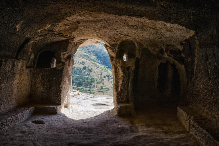 Tbilisi: 3-Day Guided Tour of Georgia’s Highlights