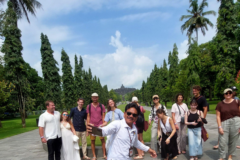 Yogyakarta : Borobudur structure climb and Prambanan temple Borobudur structure climb and Prambanan temple