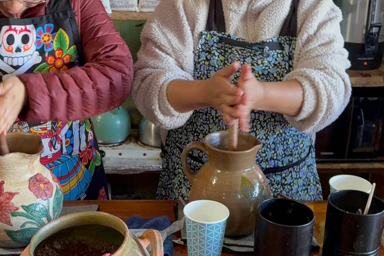 Oaxaca: Traditional Tlacolula Bread, Hierve el Agua, and Mezcal