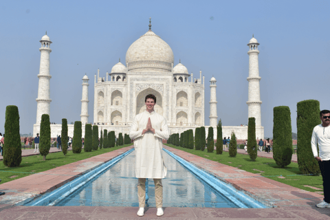 Agra : Taj Mahal Skip the line Monuments Entry Ticket