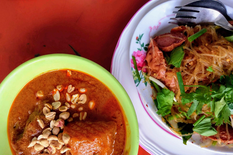 Private Mysterious Bangkok & Grand Palace Tuk Tuk Boat Lunch