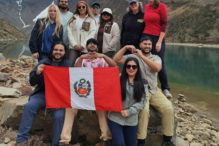 Cusco: City Tour and Humantay Lagoon 2-Day Trip