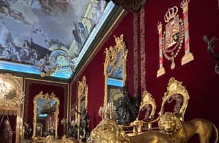 Führung durch den Königspalast von Madrid in Kleingruppe oder privat