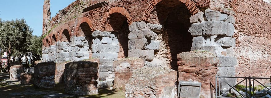 Visite privée en voiture parmi les trésors des Champs Phlégréens de Naples