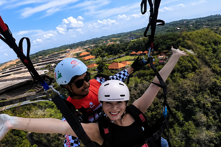 Paragliding Tandem Flight in Pandawa & Uluwatu with Pilot Tandem Paragliding Ticket Only ( No Hotel pickup )
