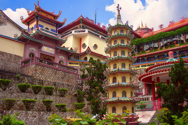 Penang: Private Highlights Tour with Temples, Hill & Gardens