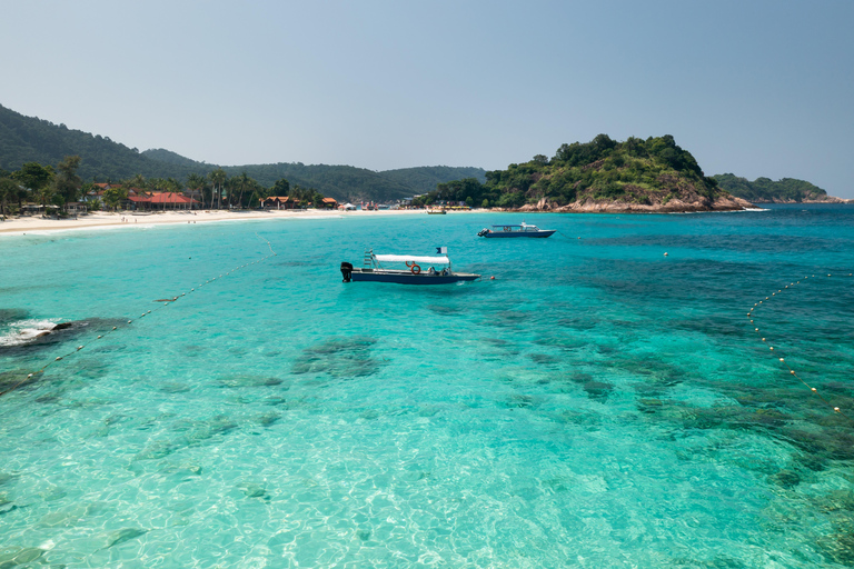 Búzios: Full Sightseeing Tour with Boat, Lunch, and Beaches Búzios: Full Sightseeing Tour with Boat, Lunch and Beaches